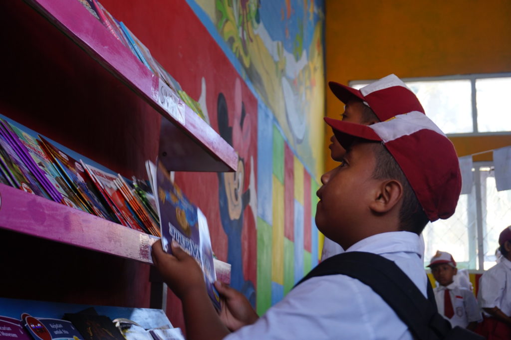 Peresmian Perpustakaan TBPelangi ke 69 di SDN Roja 6 Kab 