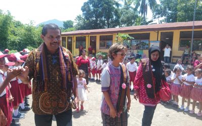 SIMON SAYS,”PARTY!”: INAUGURATION OF THE 104TH #TBPELANGI LIBRARY AT SDI OTOMBAMBA, NDONA, ENDE DISTRICT