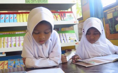 Cerita dari Sumbawa: Sepasang Sahabat Sama-sama Cinta Buku