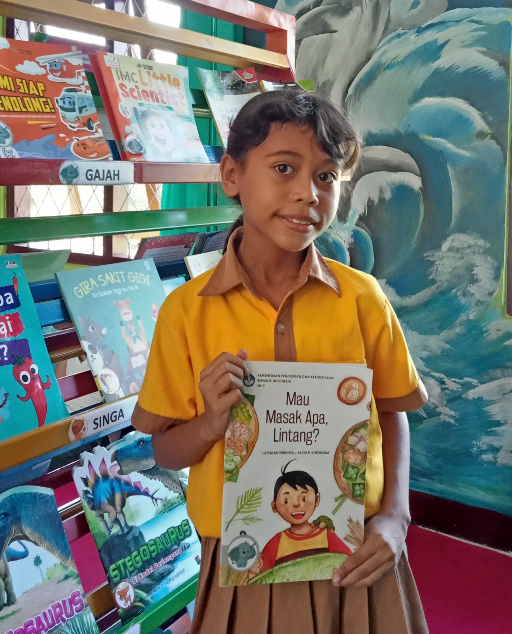 KEAJAIBAN MEMBACA NYARING ITU NYATA Taman Bacaan Pelangi Rainbow Reading Gardens