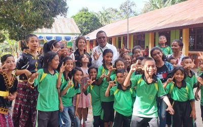 Peresmian Perpustakaan Ramah Anak Taman Bacaan Pelangi ke-190 di SDK Boawae