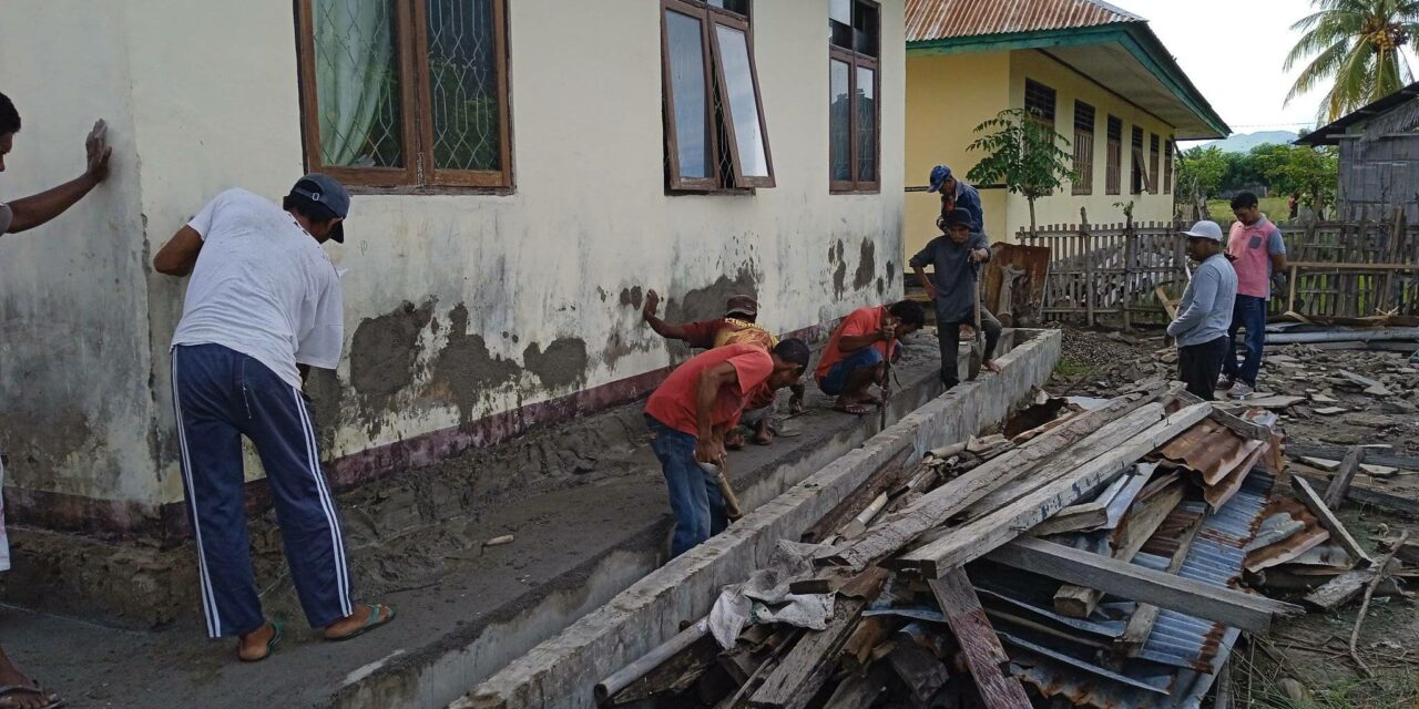 Bersama Warga: Membangun Perpustakaan Ramah Anak di SDI Marapokot