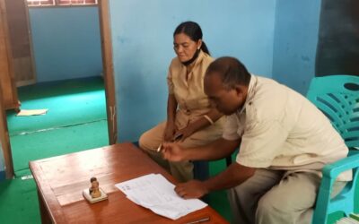 Students Witness the Signing of the Library Sustainability Agreement at SD Katolik Mabhambawa